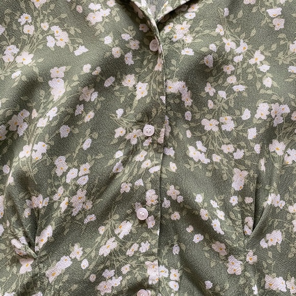 & Other Stories pistachio floral blouse - Picture 3 of 6